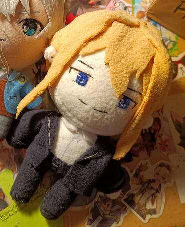 Hirano, plush